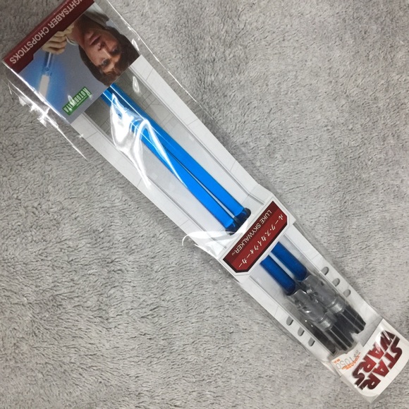 Star Wars Luke Skywalker Lighted Saber Chopsticks - Picture 8 of 8
